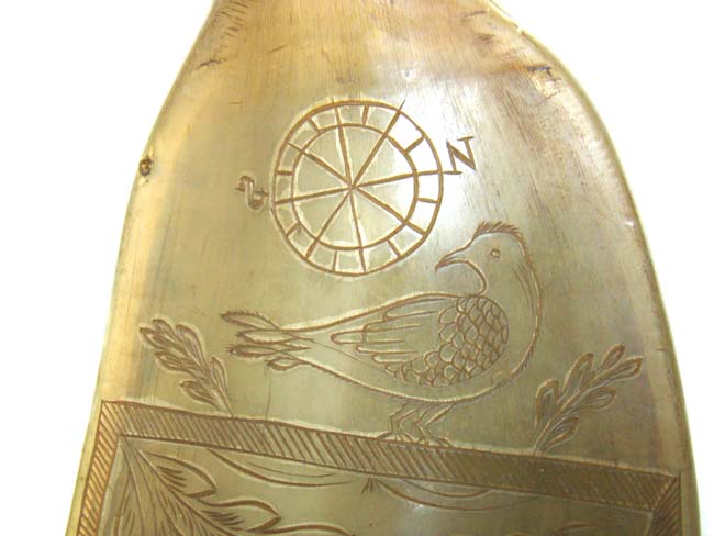 A Beautiful 19th century Sailor Carved Powder Horn circa 1850 — image 3